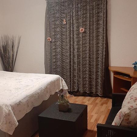 Apartment Matej Senj  Bagian luar foto