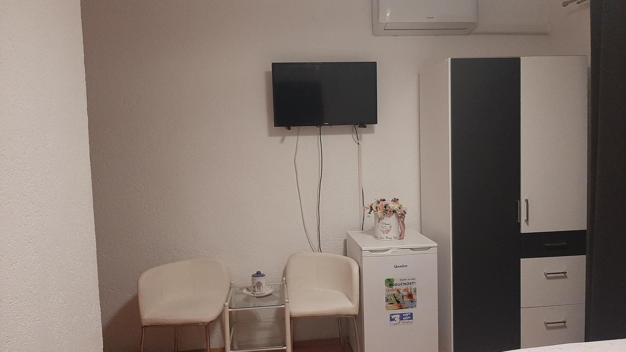 Apartment Matej Senj  Bagian luar foto